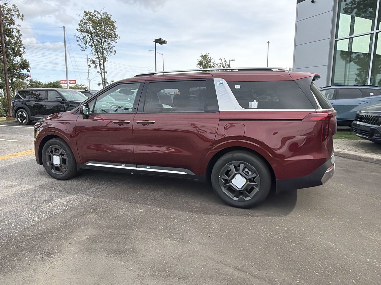 2027 Kia Carnival