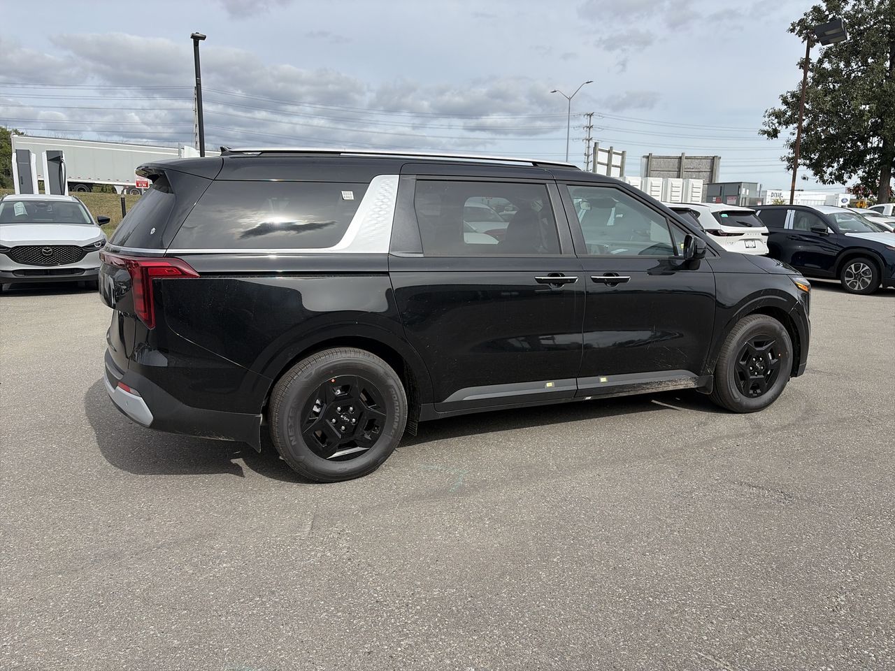 2027 Kia Carnival