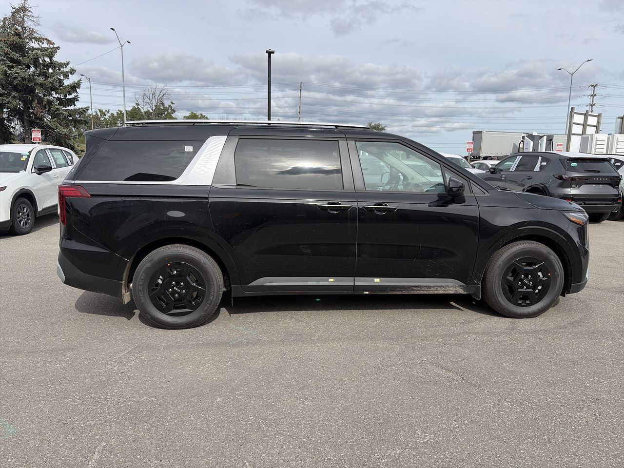 2027 Kia Carnival