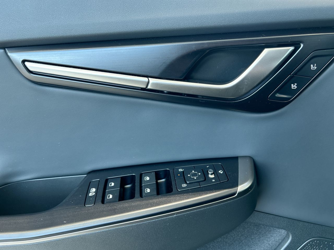 2025 Kia EV6 in Mississauga, Ontario