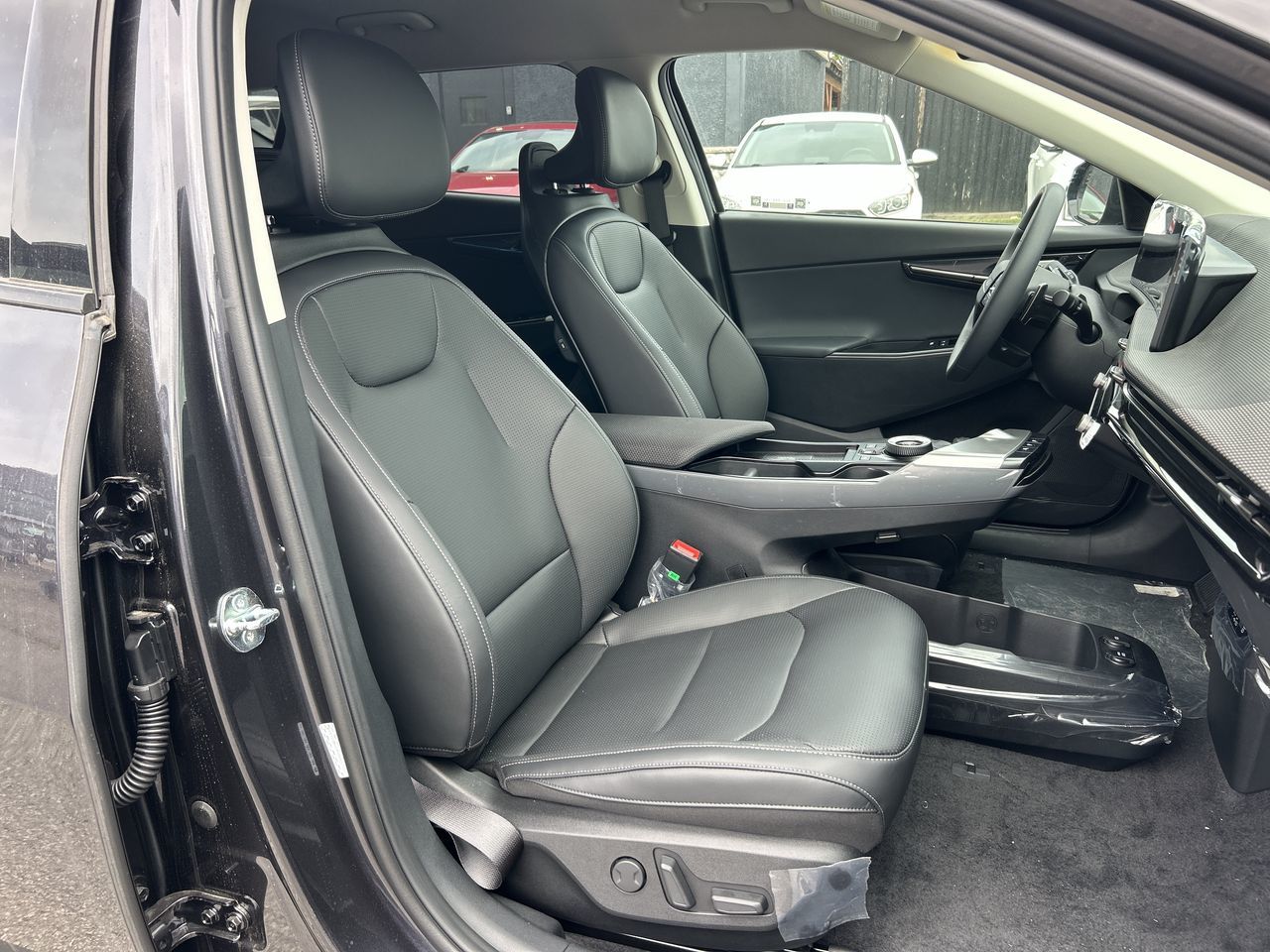 2025 Kia EV6 in Mississauga, Ontario