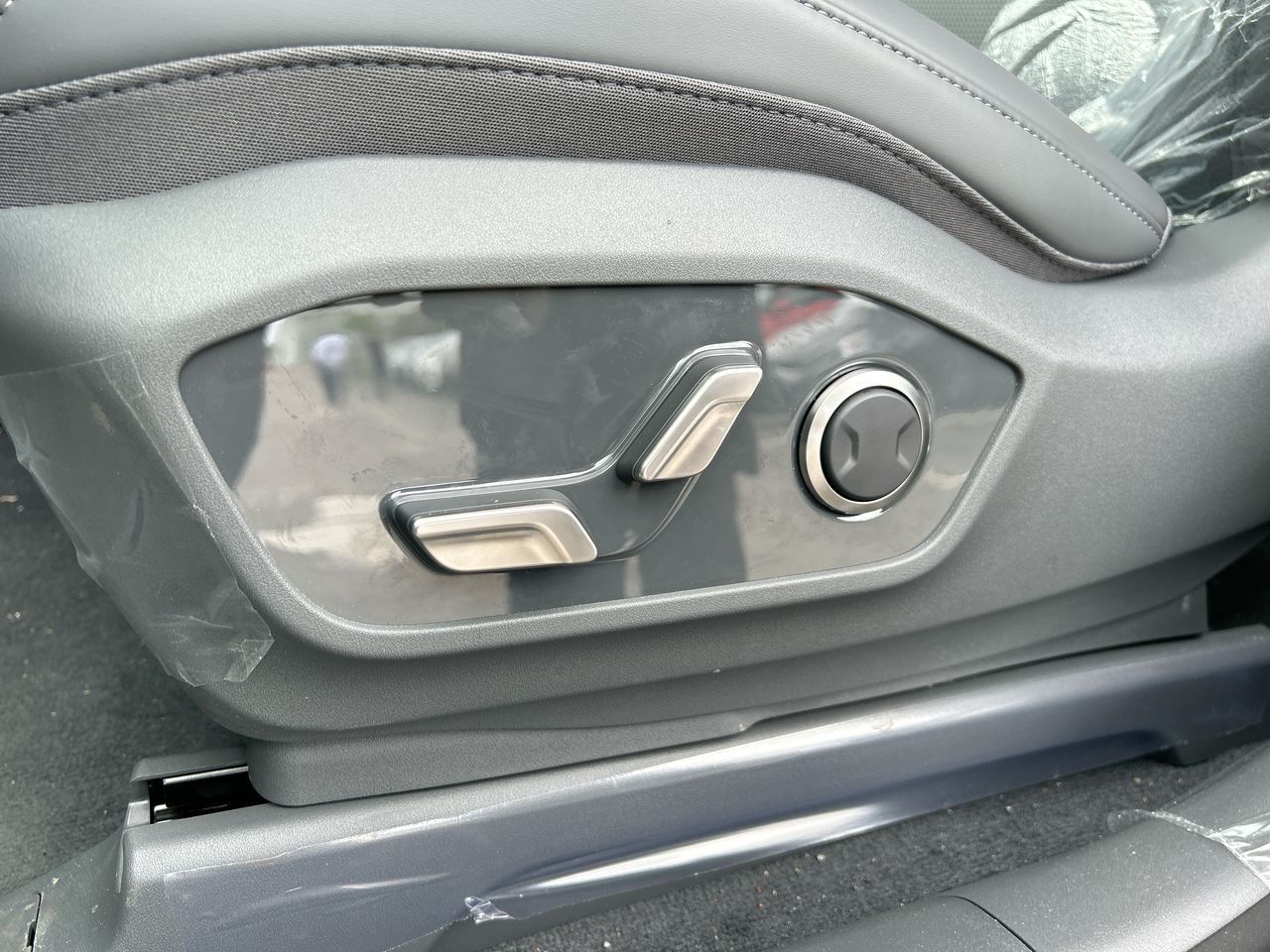 2025 Kia EV9 in Mississauga, Ontario