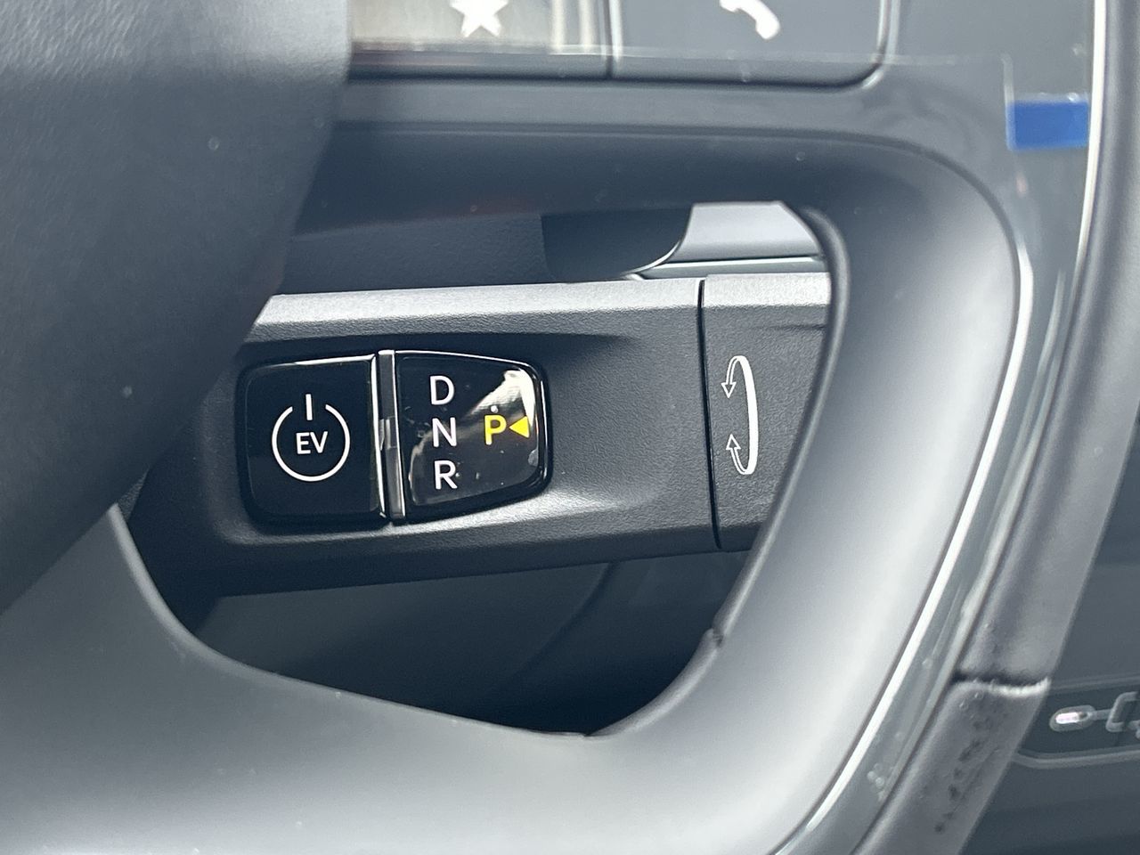 2025 Kia EV9 in Mississauga, Ontario