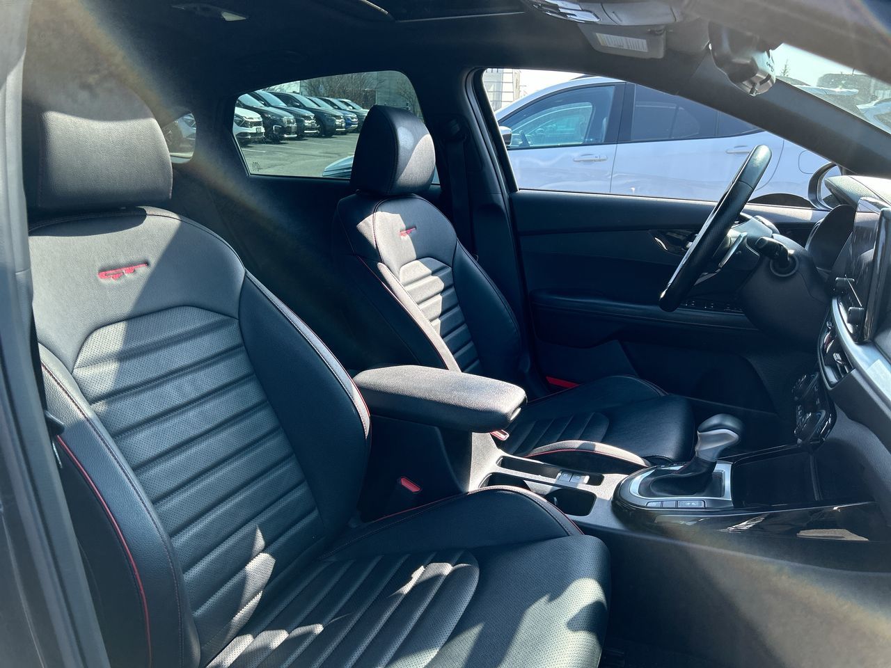 2022 Kia FORTE 5 in Mississauga, Ontario