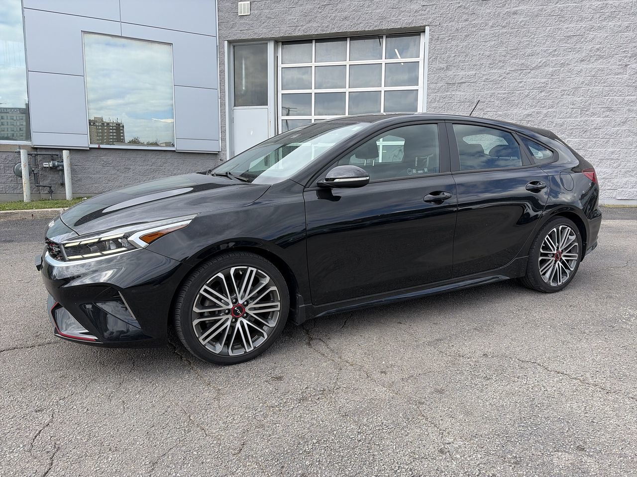 2023 Kia Forte5