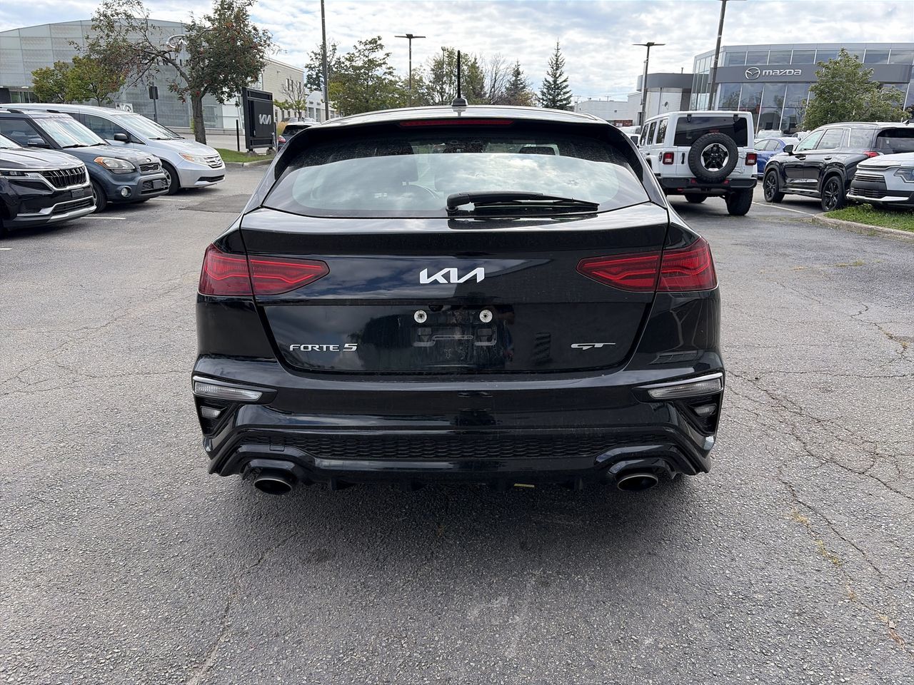 2023 Kia Forte5