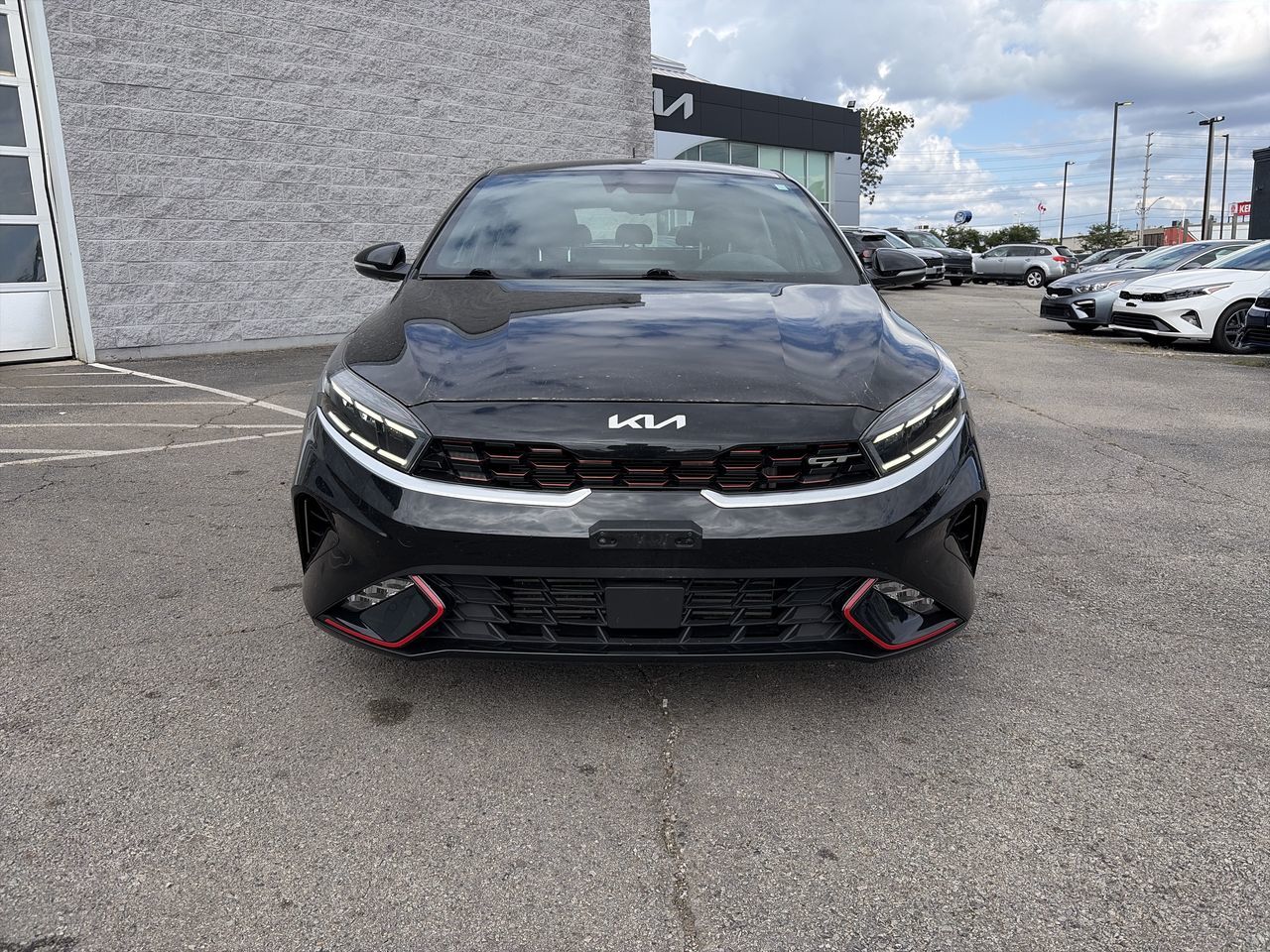 2023 Kia Forte5