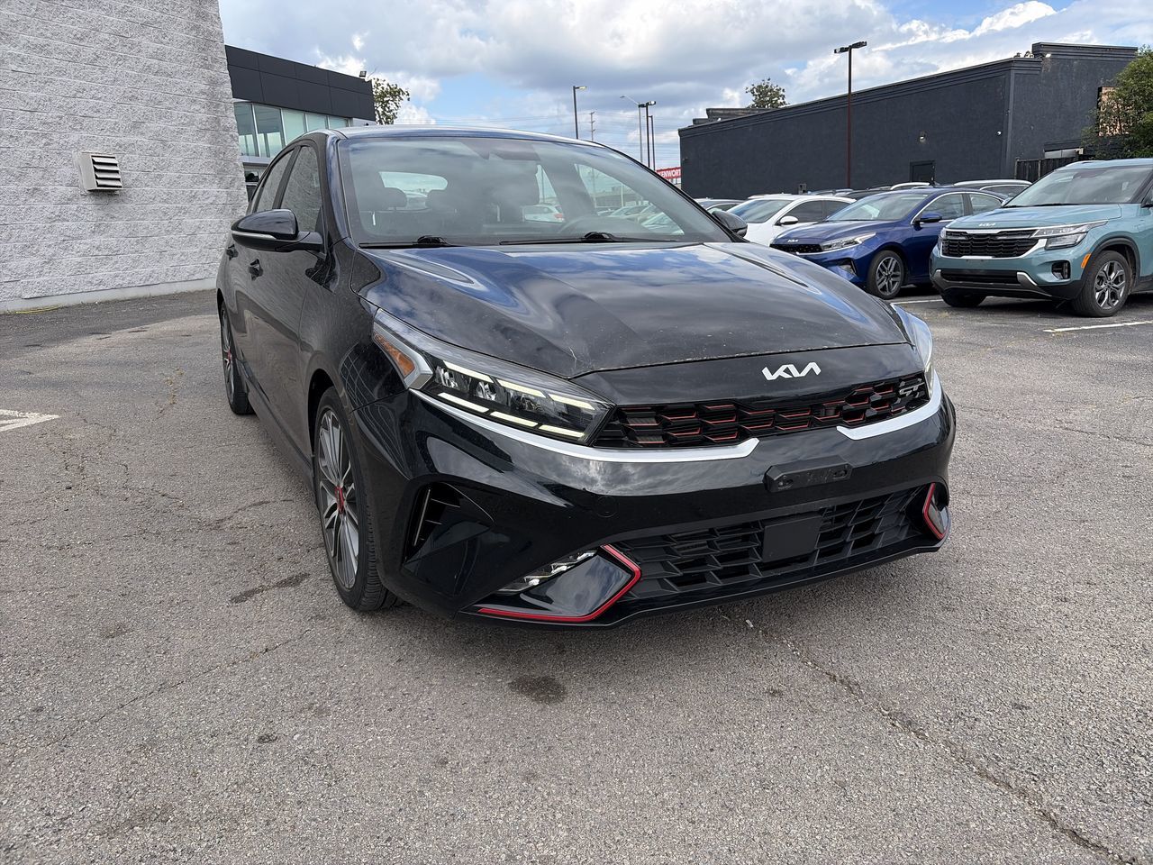 2023 Kia Forte5