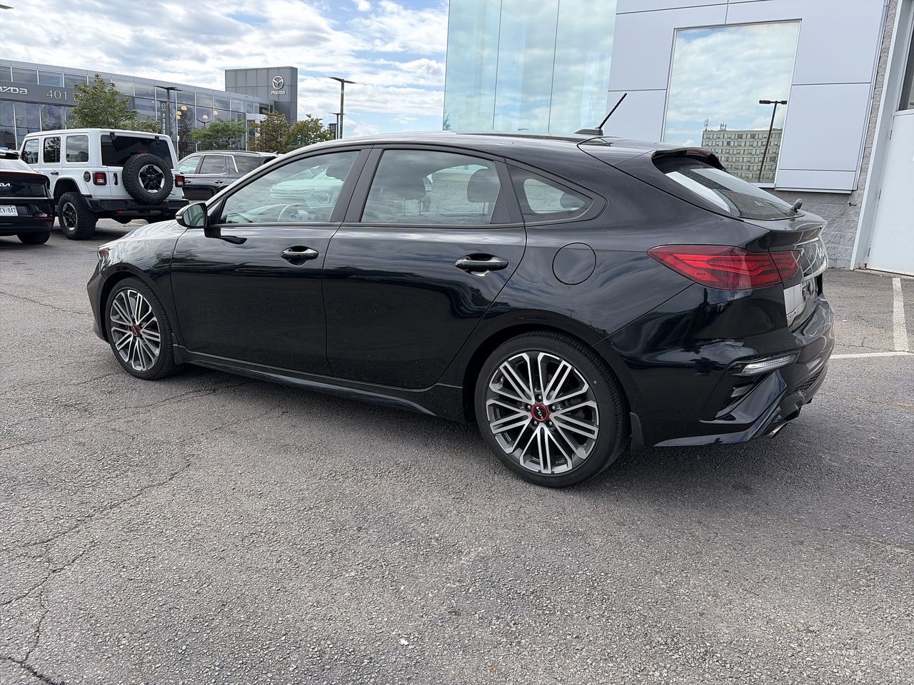 2023 Kia Forte5