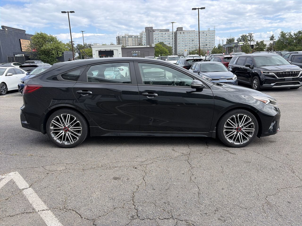 2023 Kia Forte5
