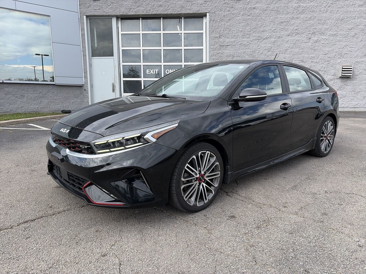 2023 Kia Forte5