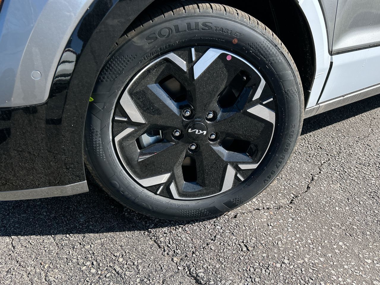 2025 Kia Niro EV in Mississauga, Ontario