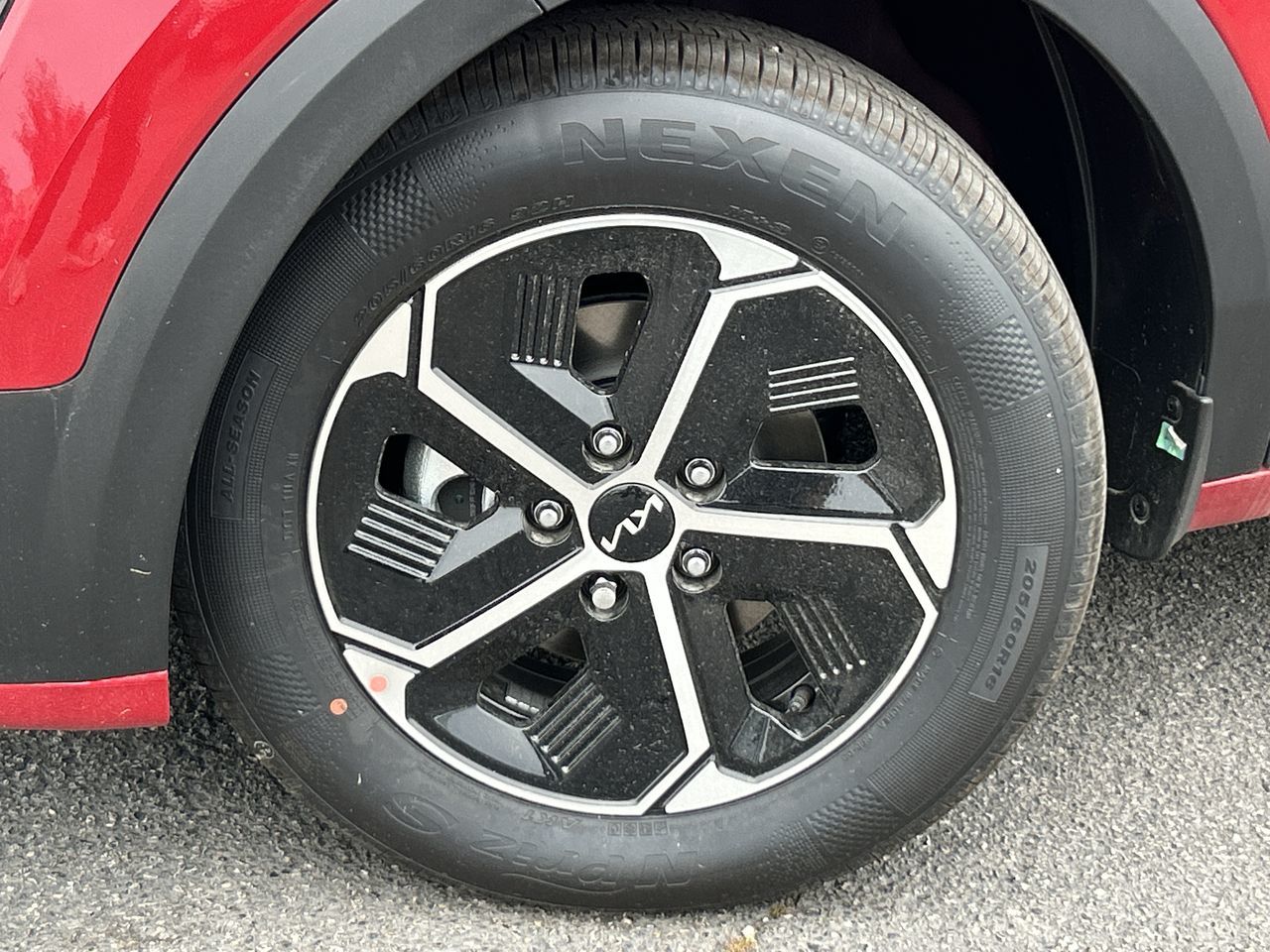 2025 Kia Niro HEV in Mississauga, Ontario