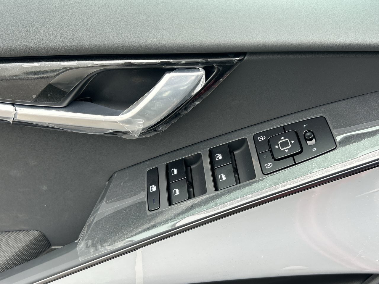 2025 Kia Niro HEV in Mississauga, Ontario