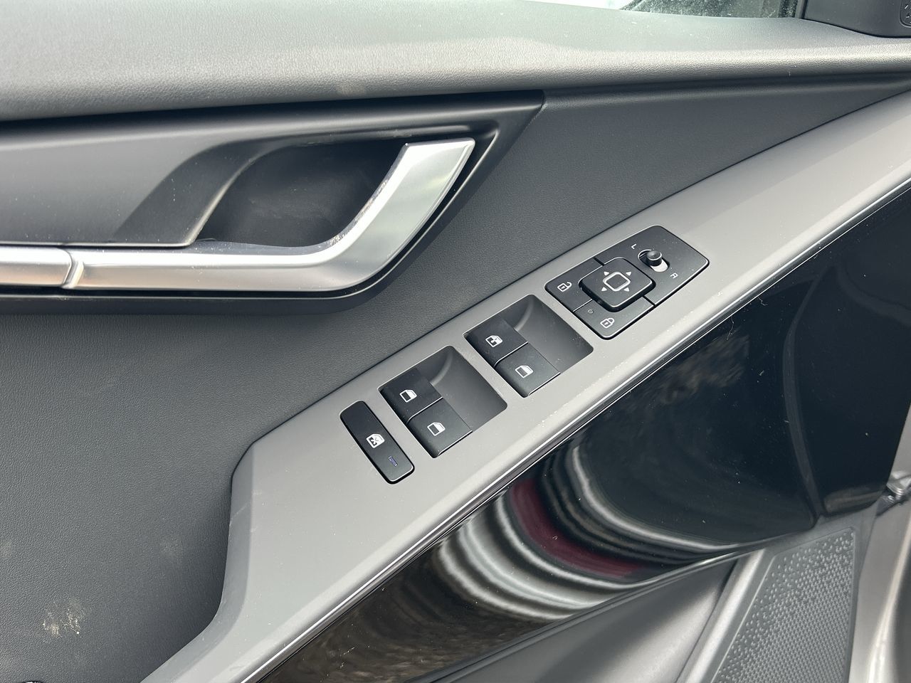 2025 Kia Niro PHEV in Mississauga, Ontario
