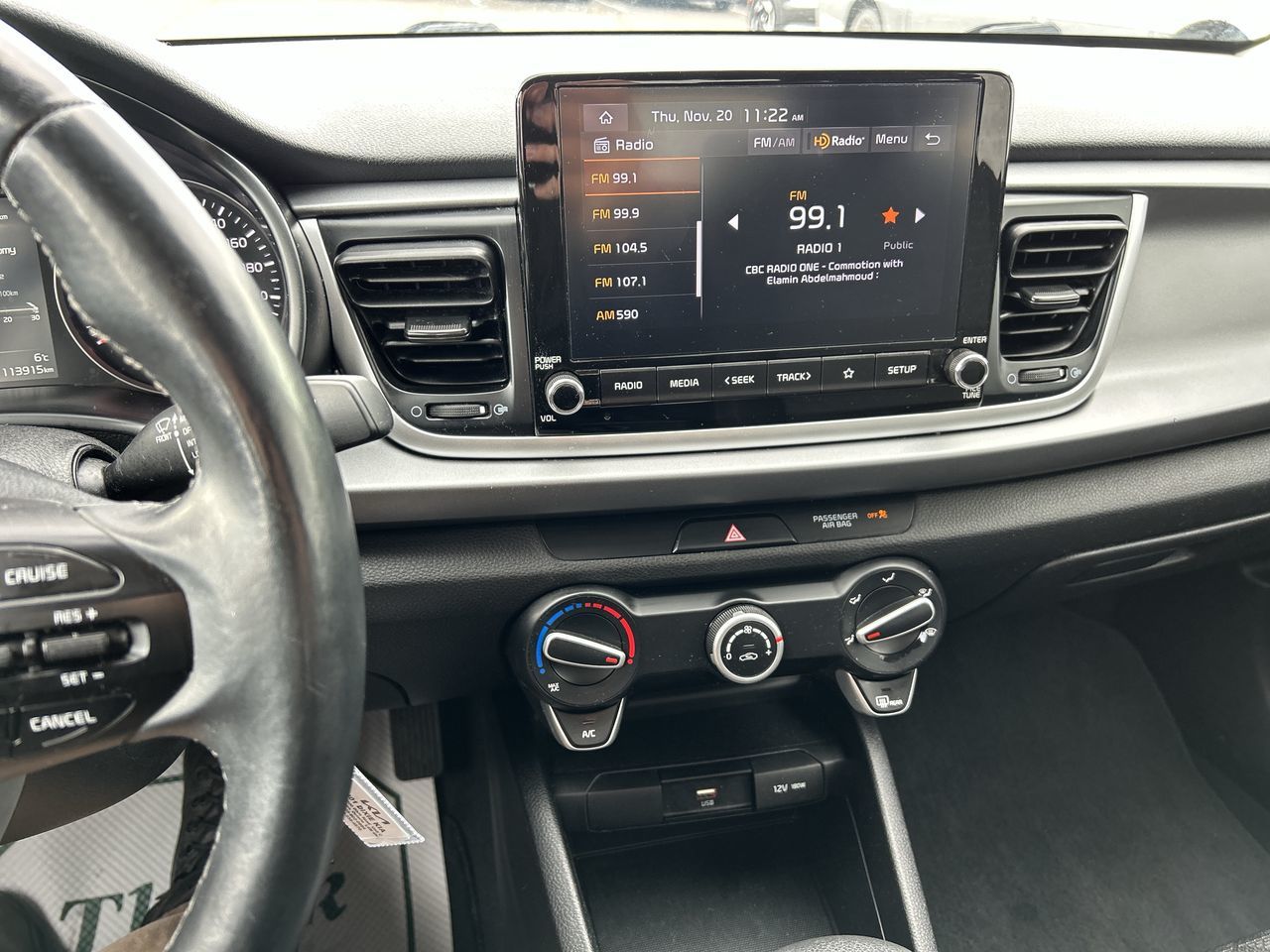 Kia Rio 5-door  2023 à Mississauga, Ontario