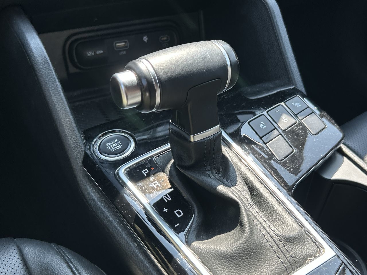 2023 Kia Sportage in Mississauga, Ontario