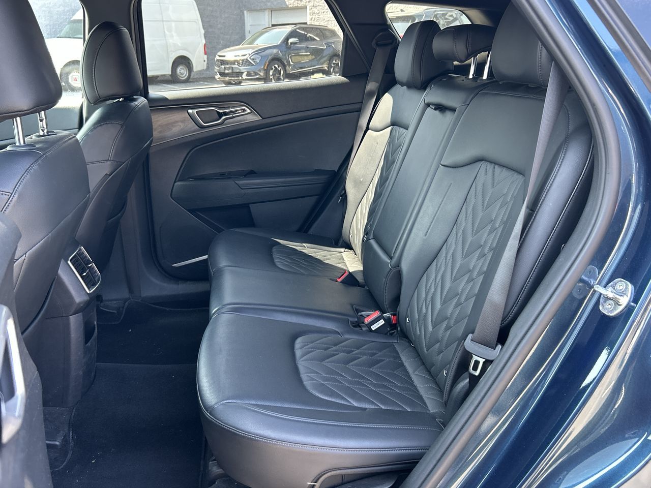 2023 Kia Sportage in Mississauga, Ontario