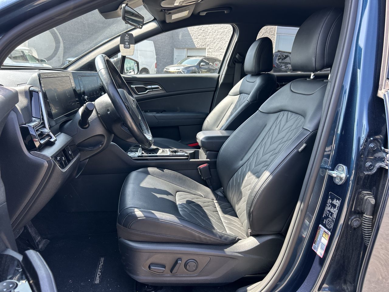 2023 Kia Sportage in Mississauga, Ontario