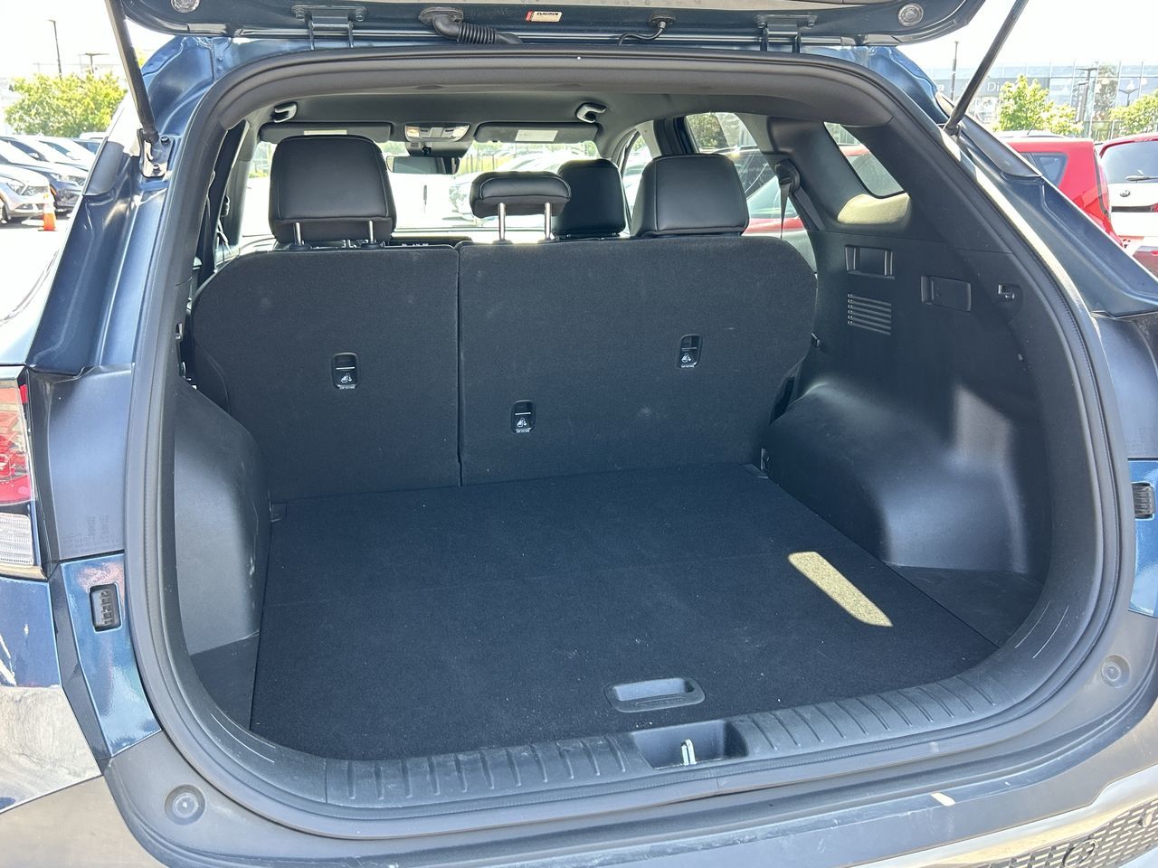 2023 Kia Sportage in Mississauga, Ontario
