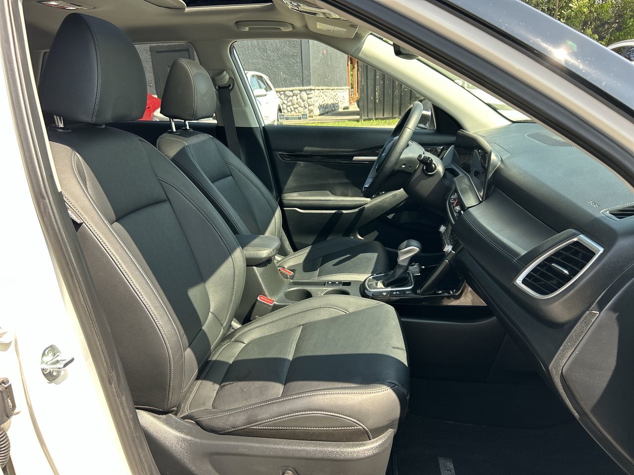 2024 Kia Seltos in Mississauga, Ontario