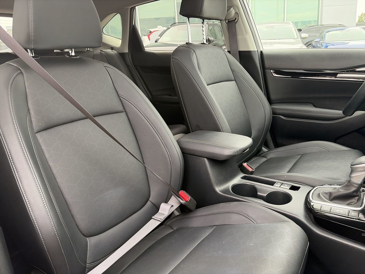 2024 Kia Seltos in Mississauga, Ontario