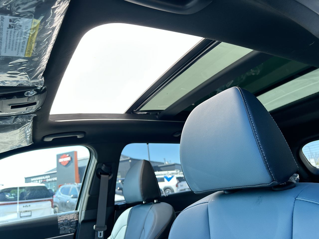 2025 Kia SORENTO HEV in Mississauga, Ontario