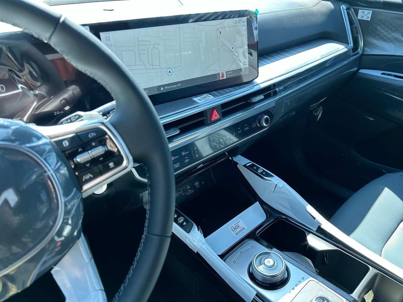2025 Kia SORENTO HEV in Mississauga, Ontario