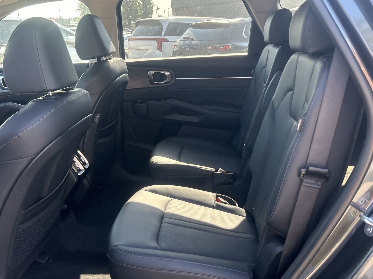 2025 Kia Sorento in Mississauga, Ontario