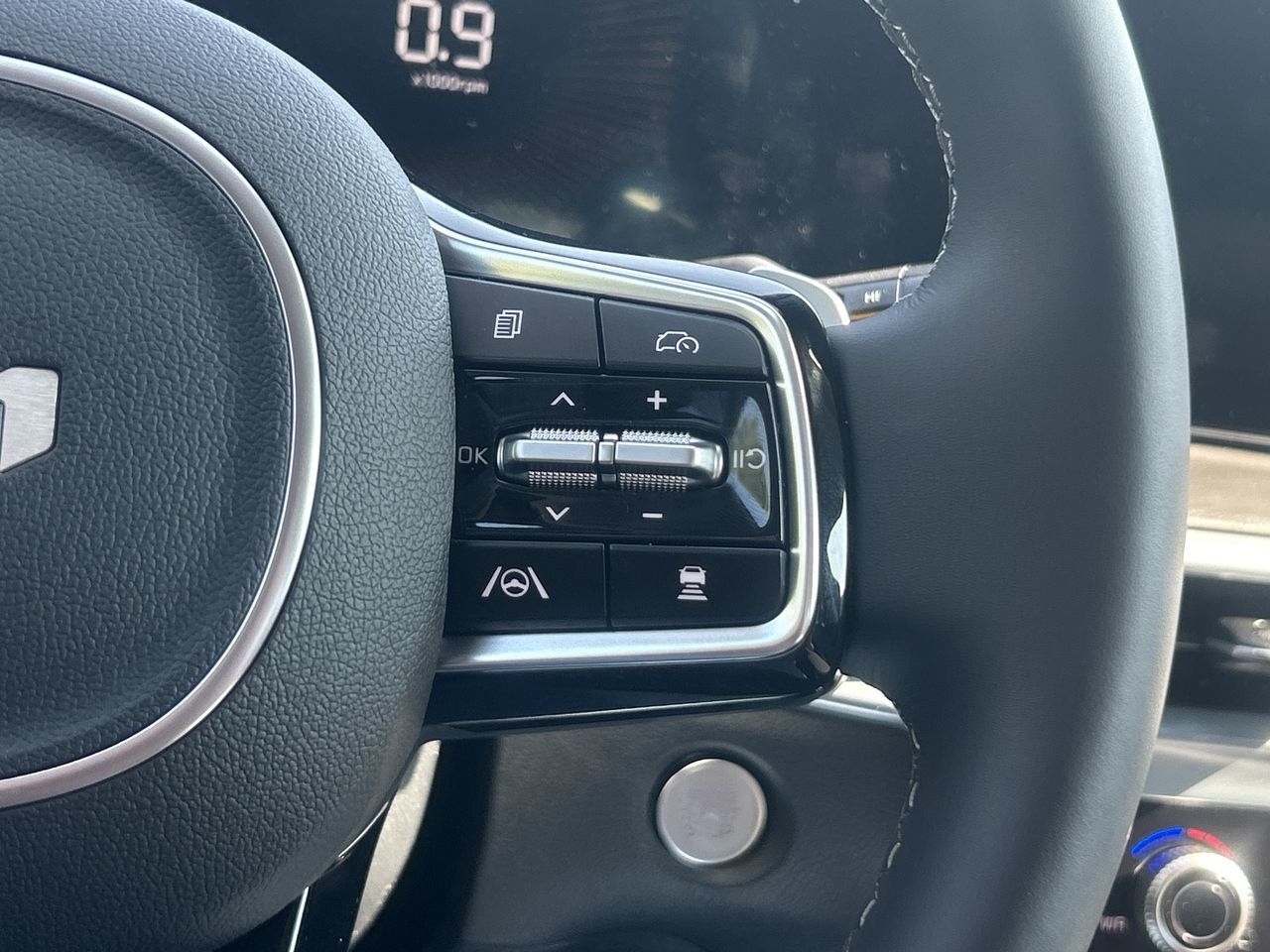 2025 Kia Sorento in Mississauga, Ontario