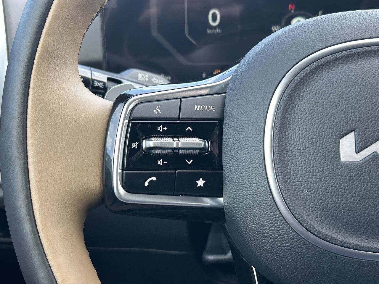 2025 Kia Sorento in Mississauga, Ontario