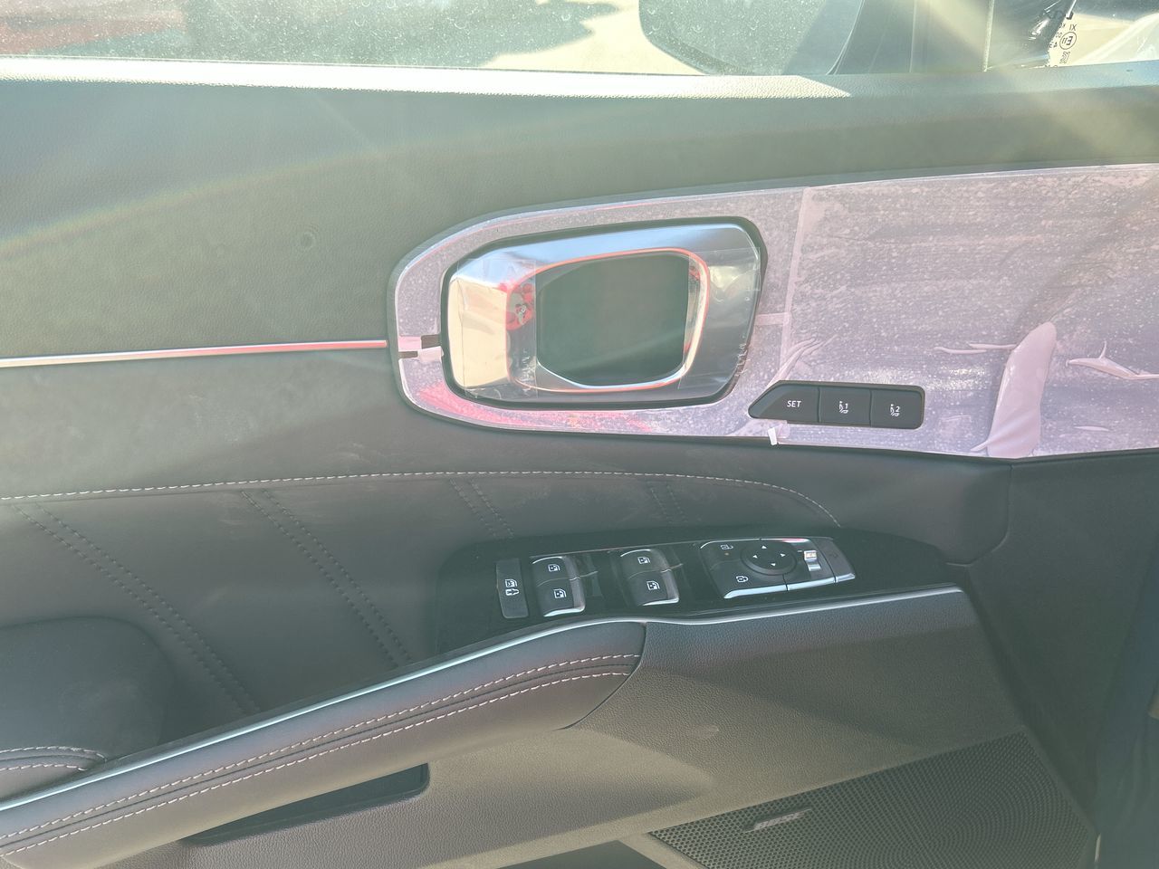 2025 Kia Sorento in Mississauga, Ontario