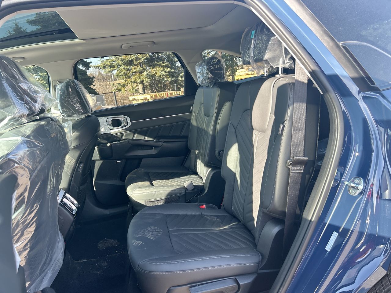 2025 Kia Sorento in Mississauga, Ontario