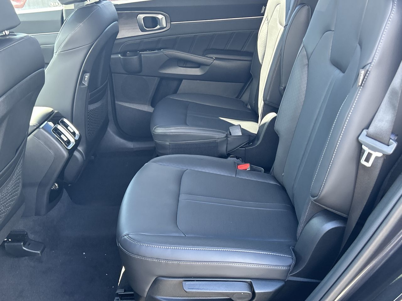 2025 Kia Sorento in Mississauga, Ontario