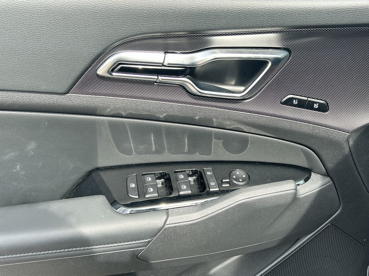 2025 Kia Sportage Plug-In Hybrid