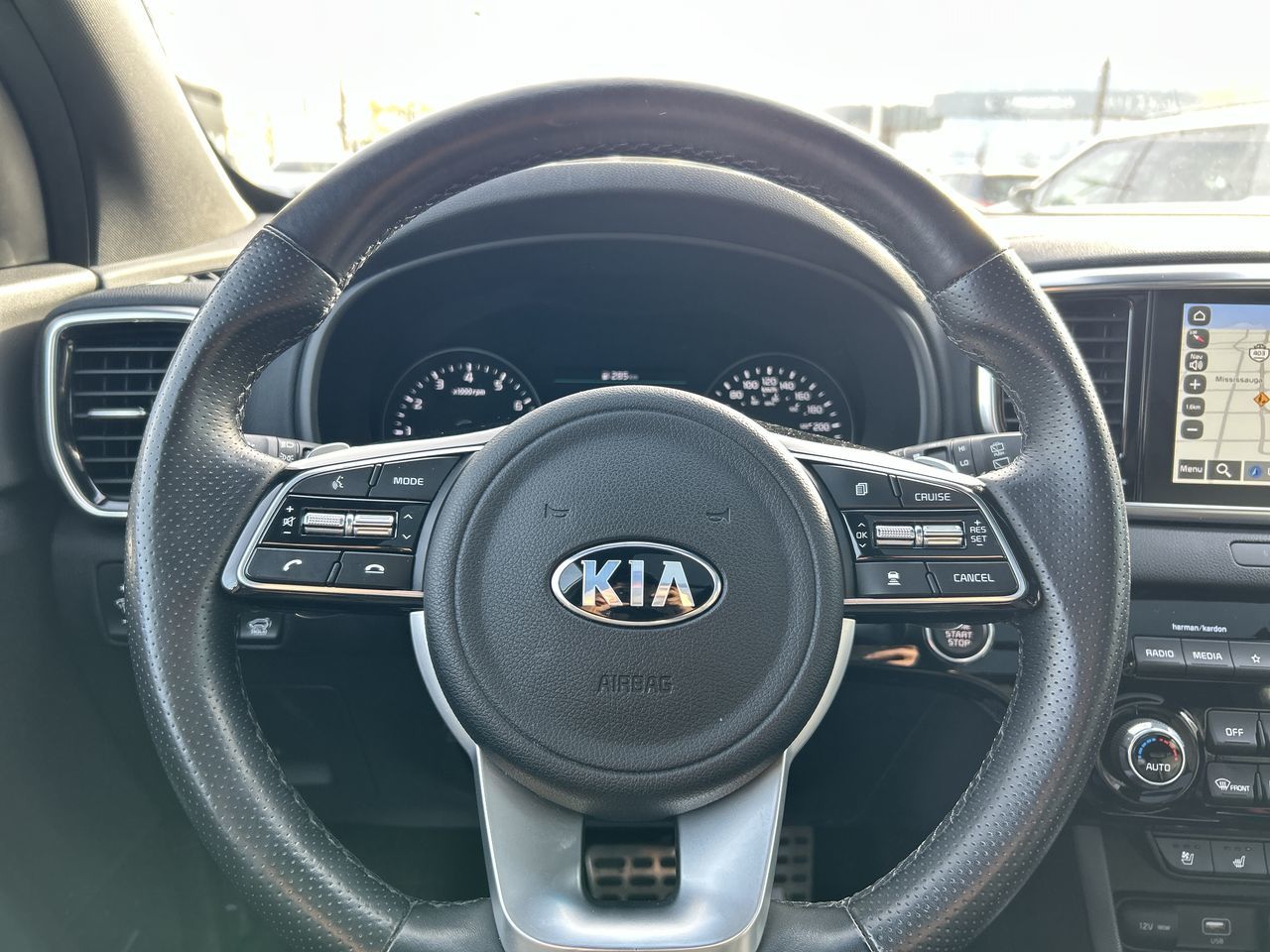 2022 Kia Sportage in Mississauga, Ontario