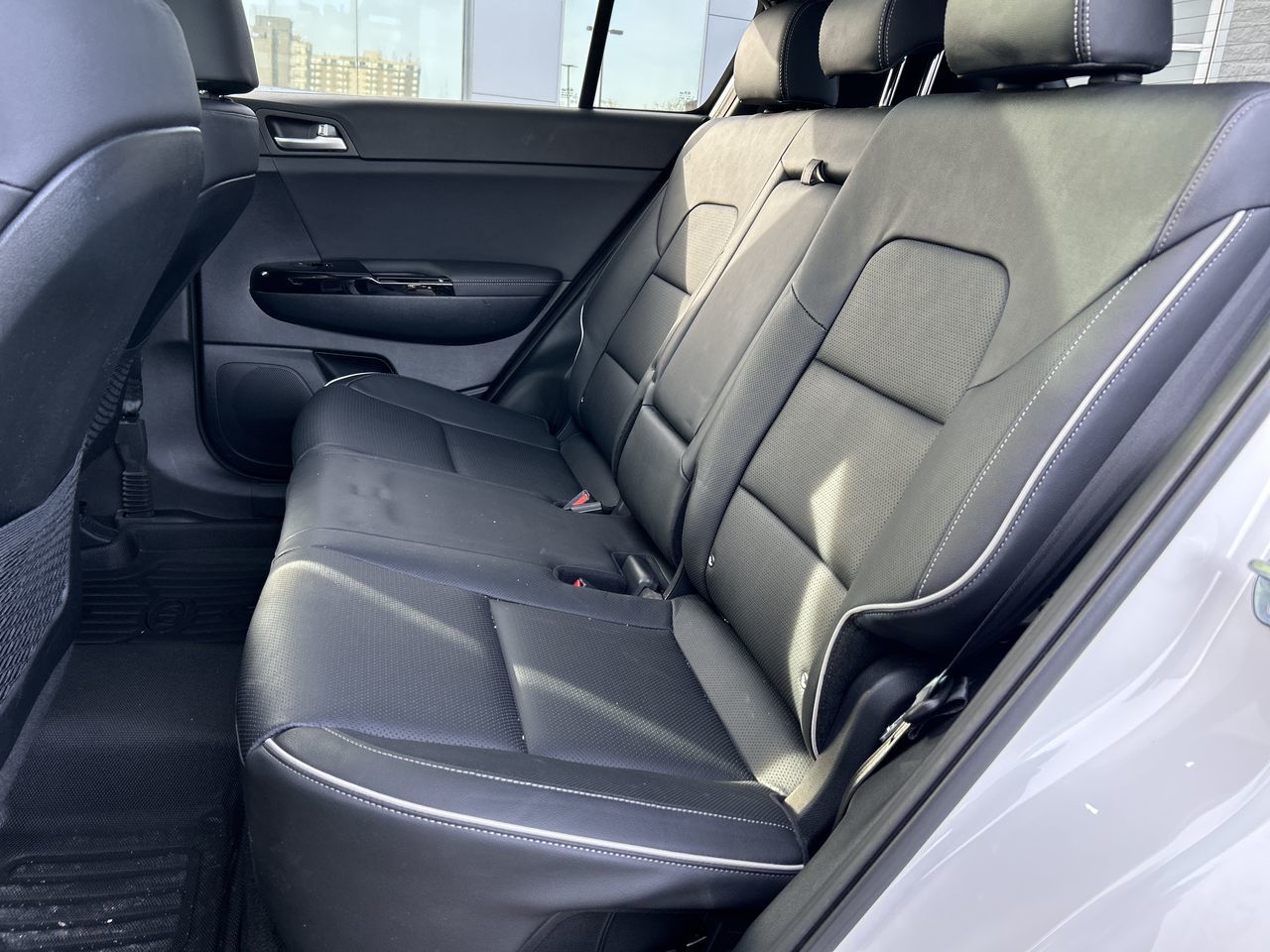 2022 Kia Sportage in Mississauga, Ontario