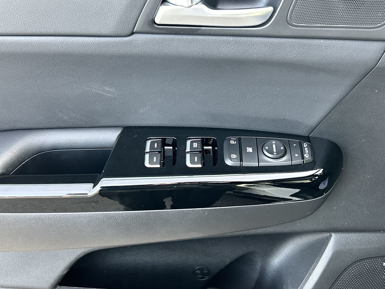 2022 Kia Sportage in Mississauga, Ontario