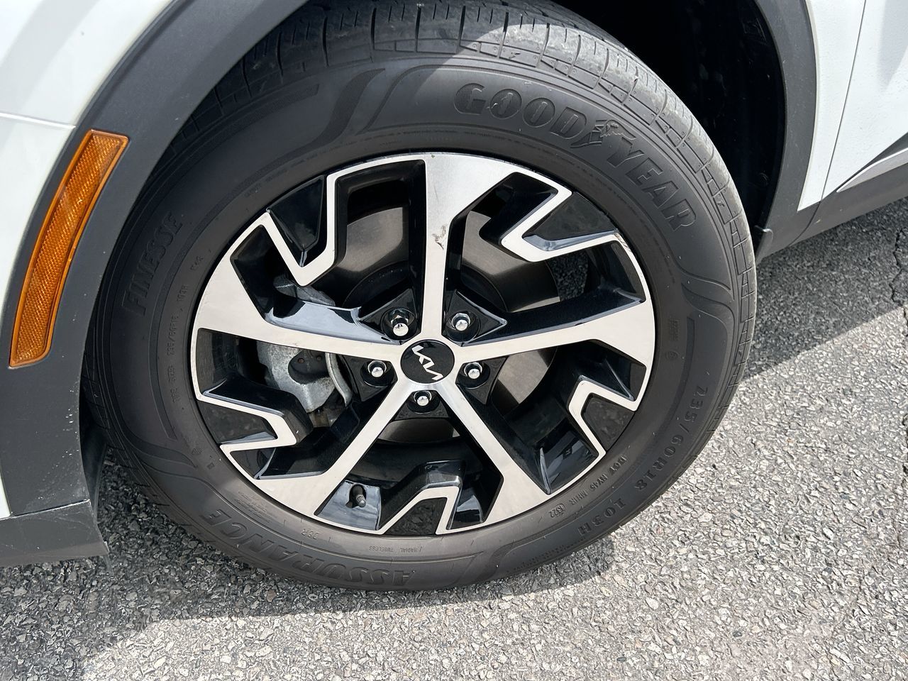 2023 Kia Sportage in Mississauga, Ontario