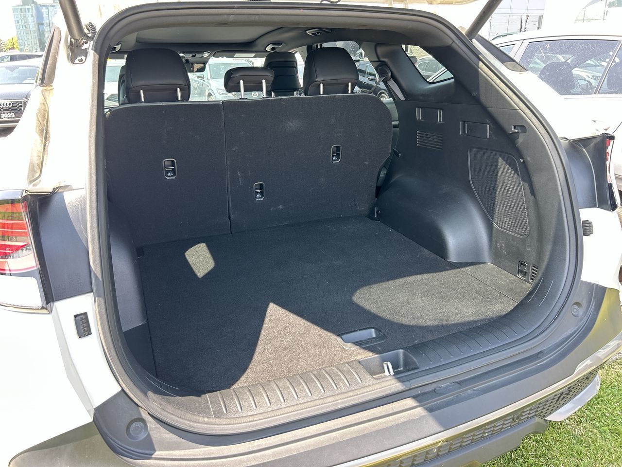 2023 Kia Sportage in Mississauga, Ontario