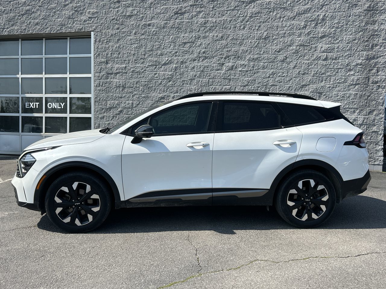2023 Kia Sportage in Mississauga, Ontario
