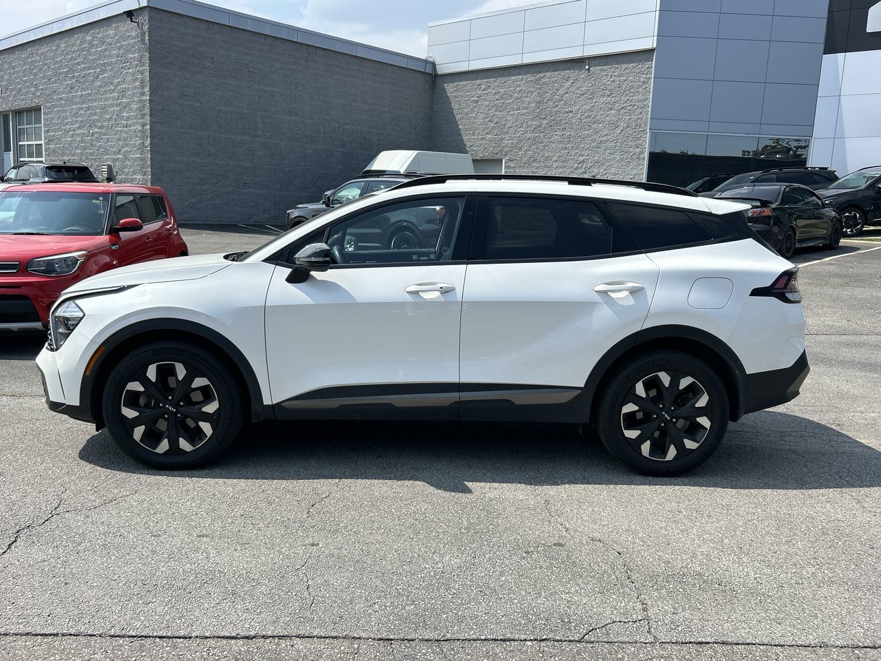 2023 Kia Sportage in Mississauga, Ontario