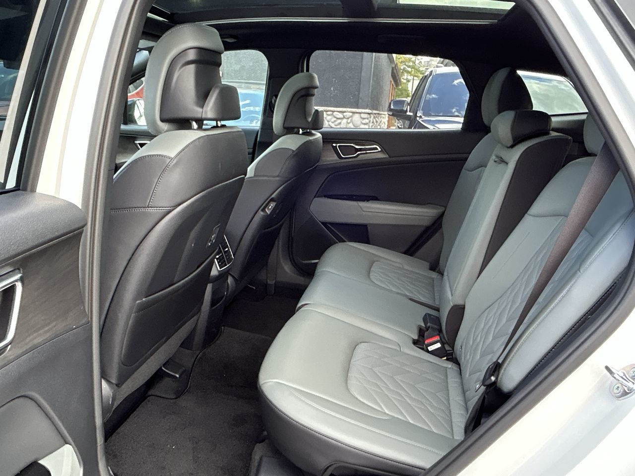 2024 Kia Sportage in Mississauga, Ontario