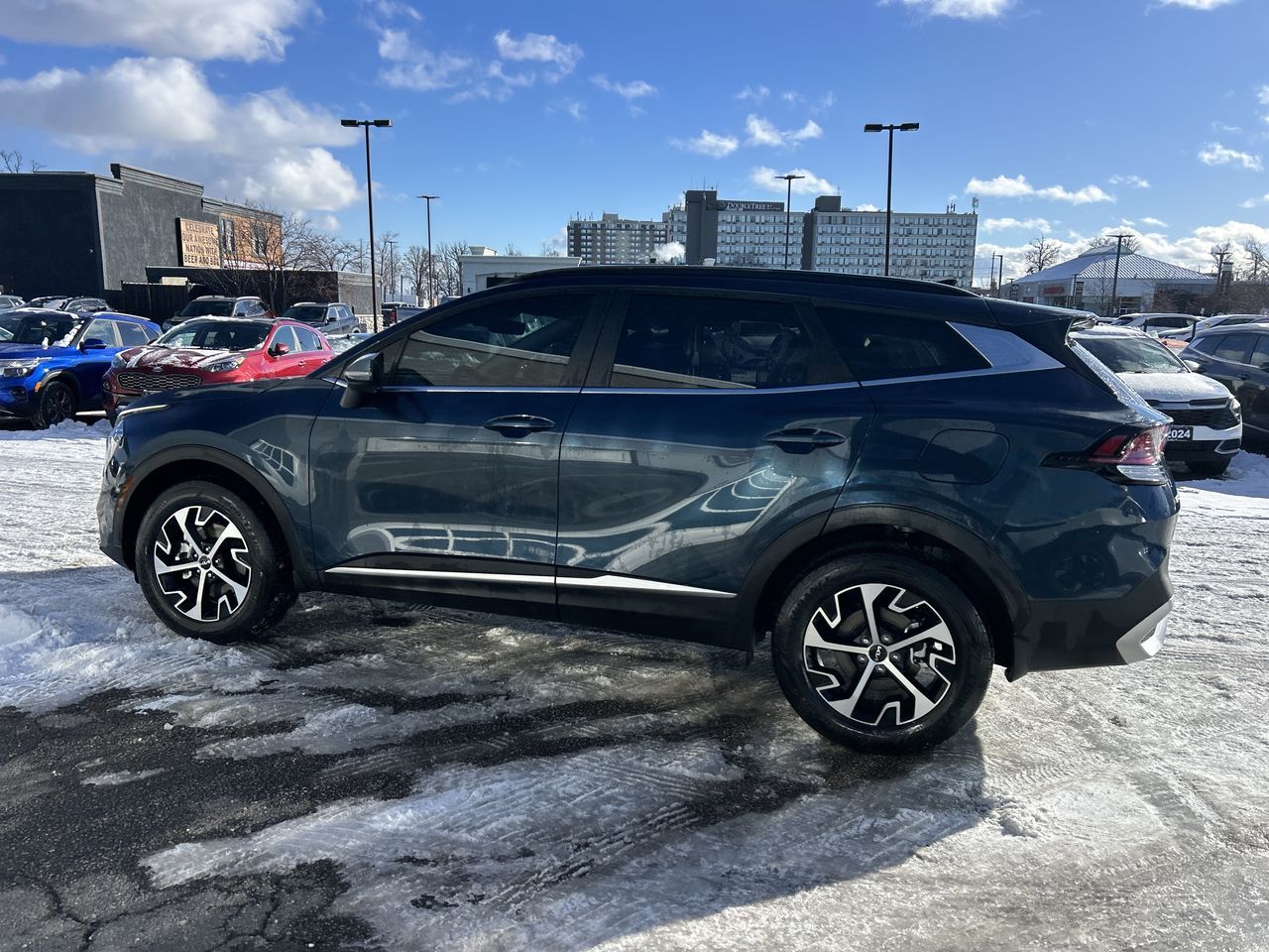 2024 Kia Sportage in Mississauga, Ontario