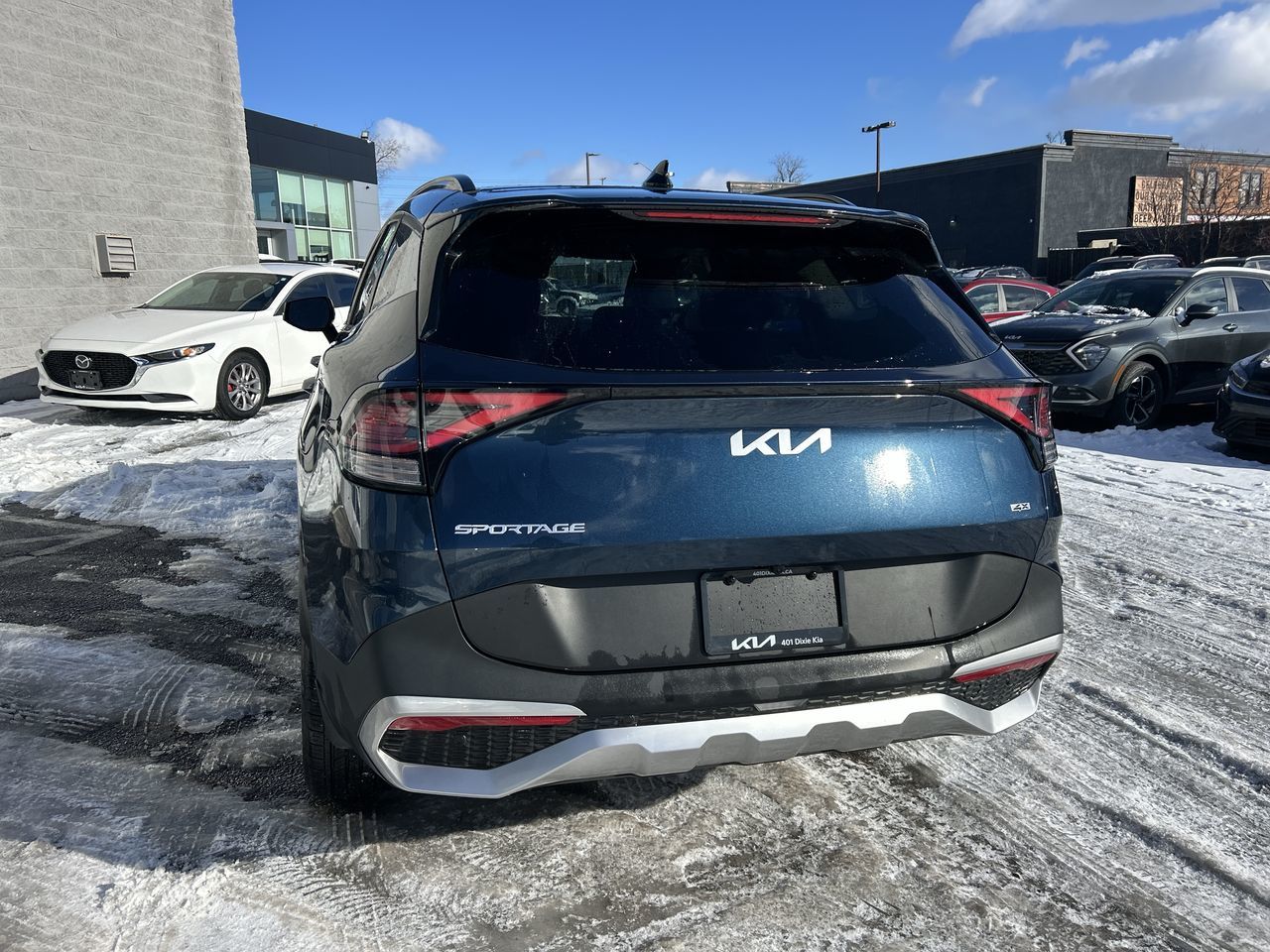 2024 Kia Sportage in Mississauga, Ontario