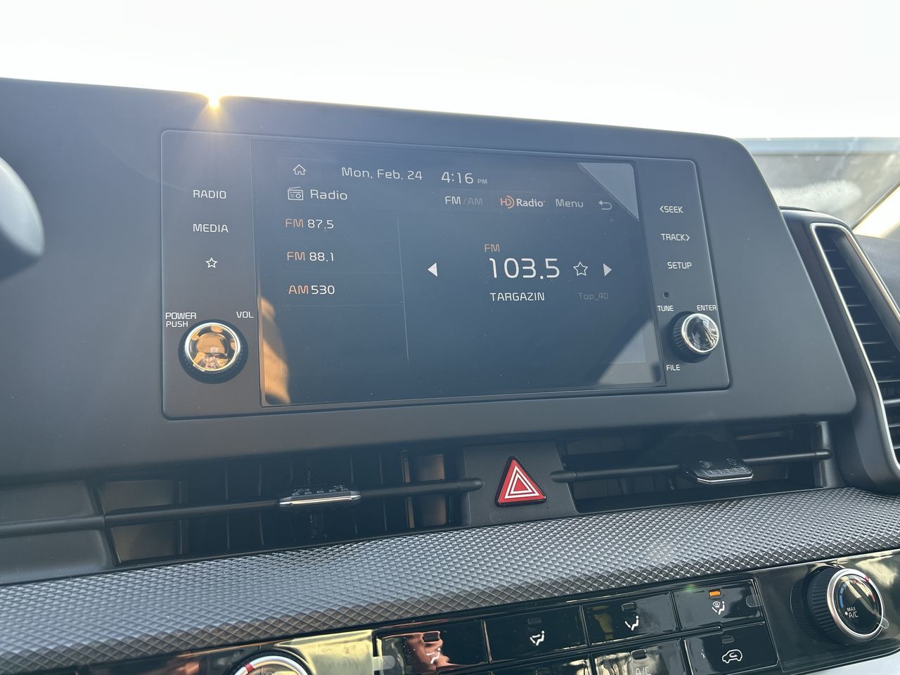 2025 Kia Sportage in Mississauga, Ontario