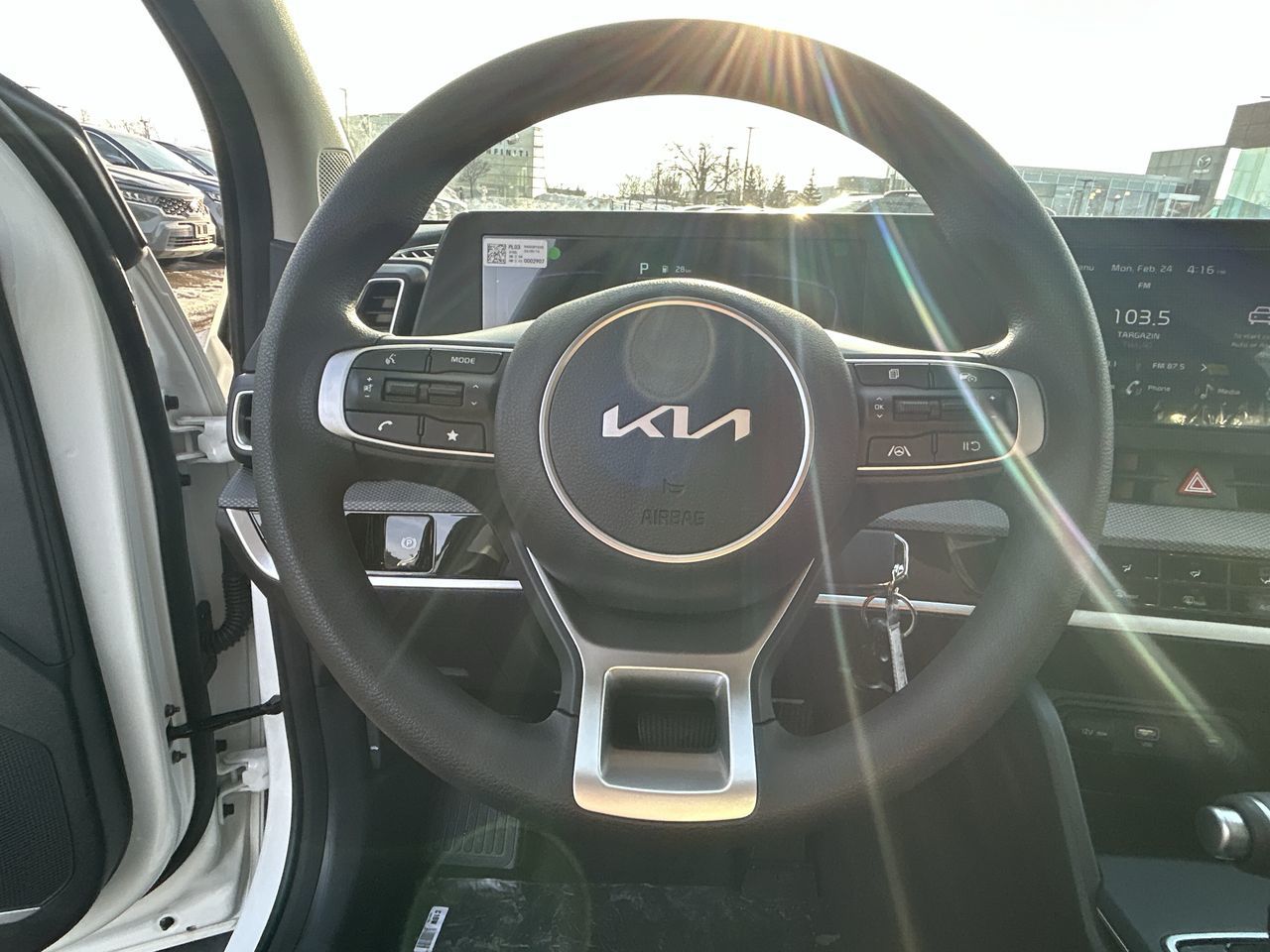 2025 Kia Sportage in Mississauga, Ontario