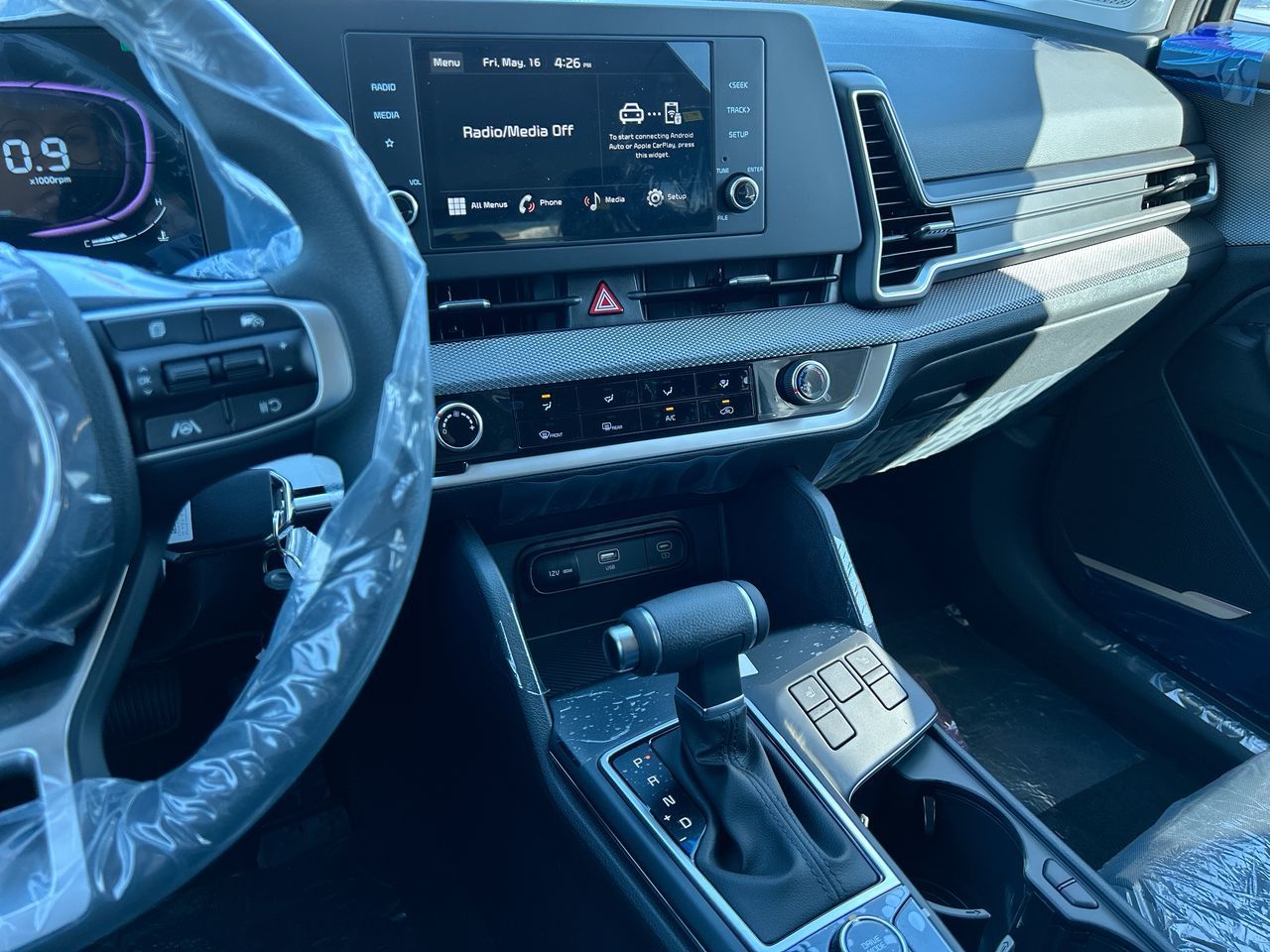 2025 Kia Sportage in Mississauga, Ontario