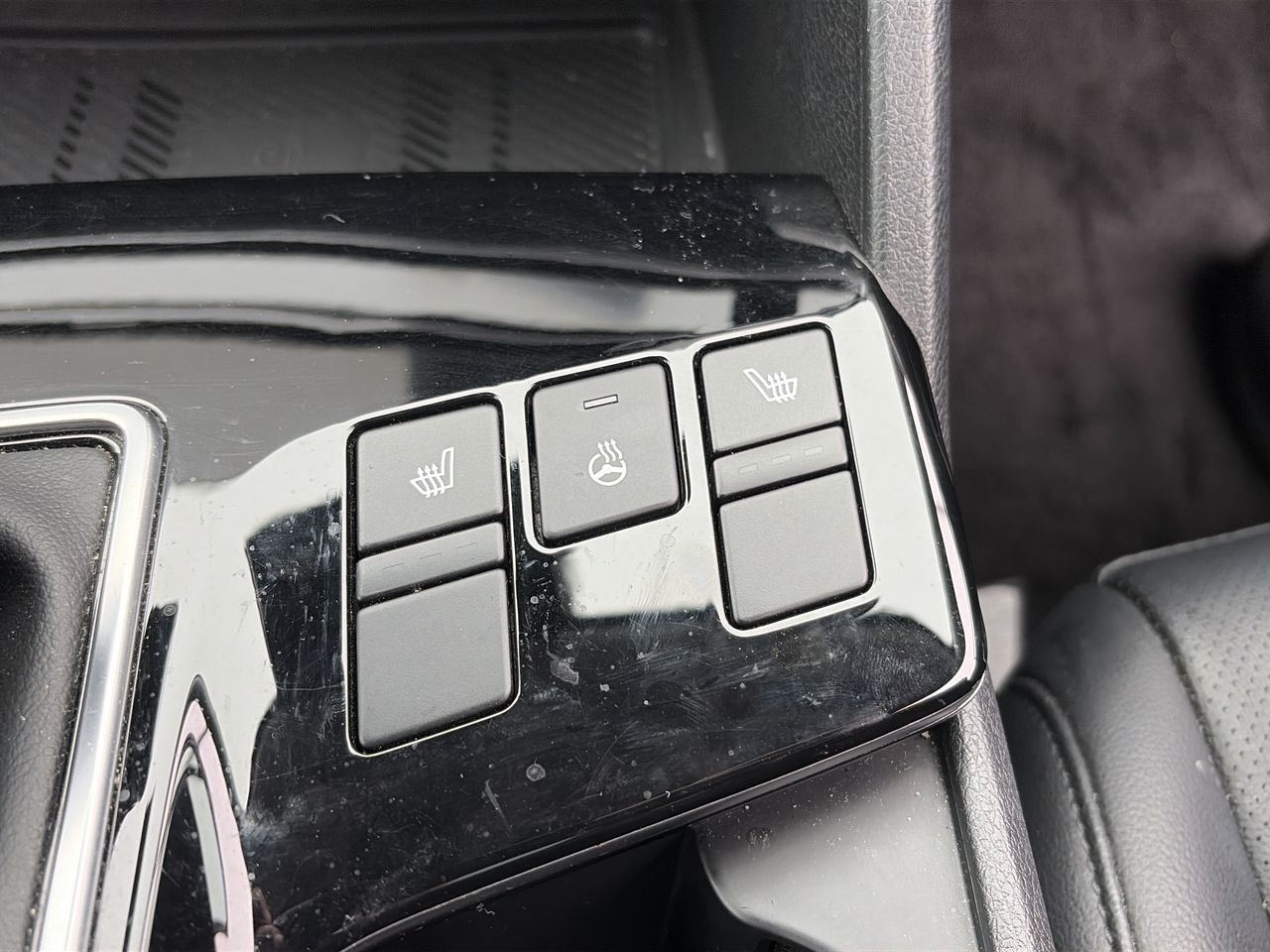 2025 Kia Sportage in Mississauga, Ontario