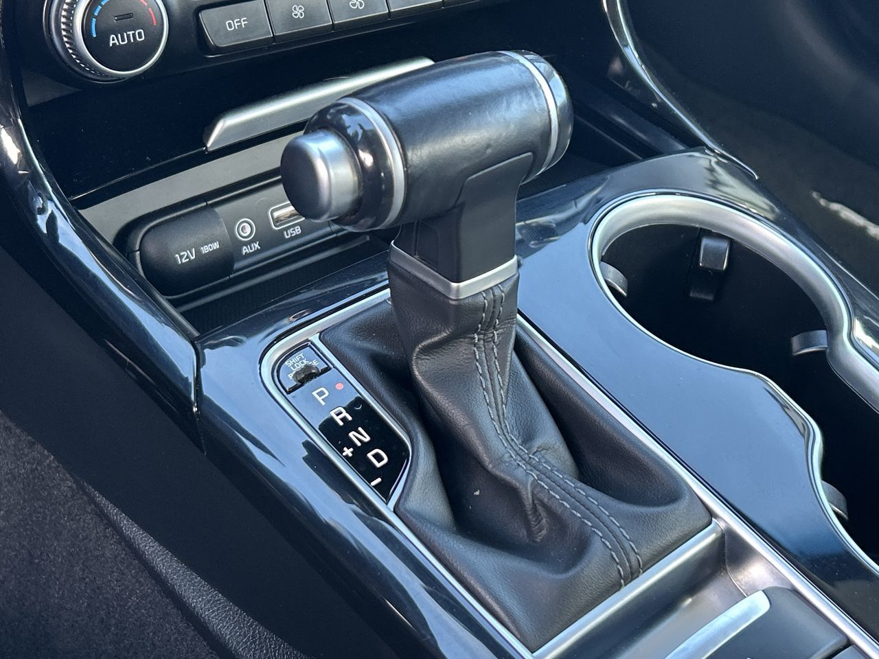 2019 Kia Stinger in Mississauga, Ontario